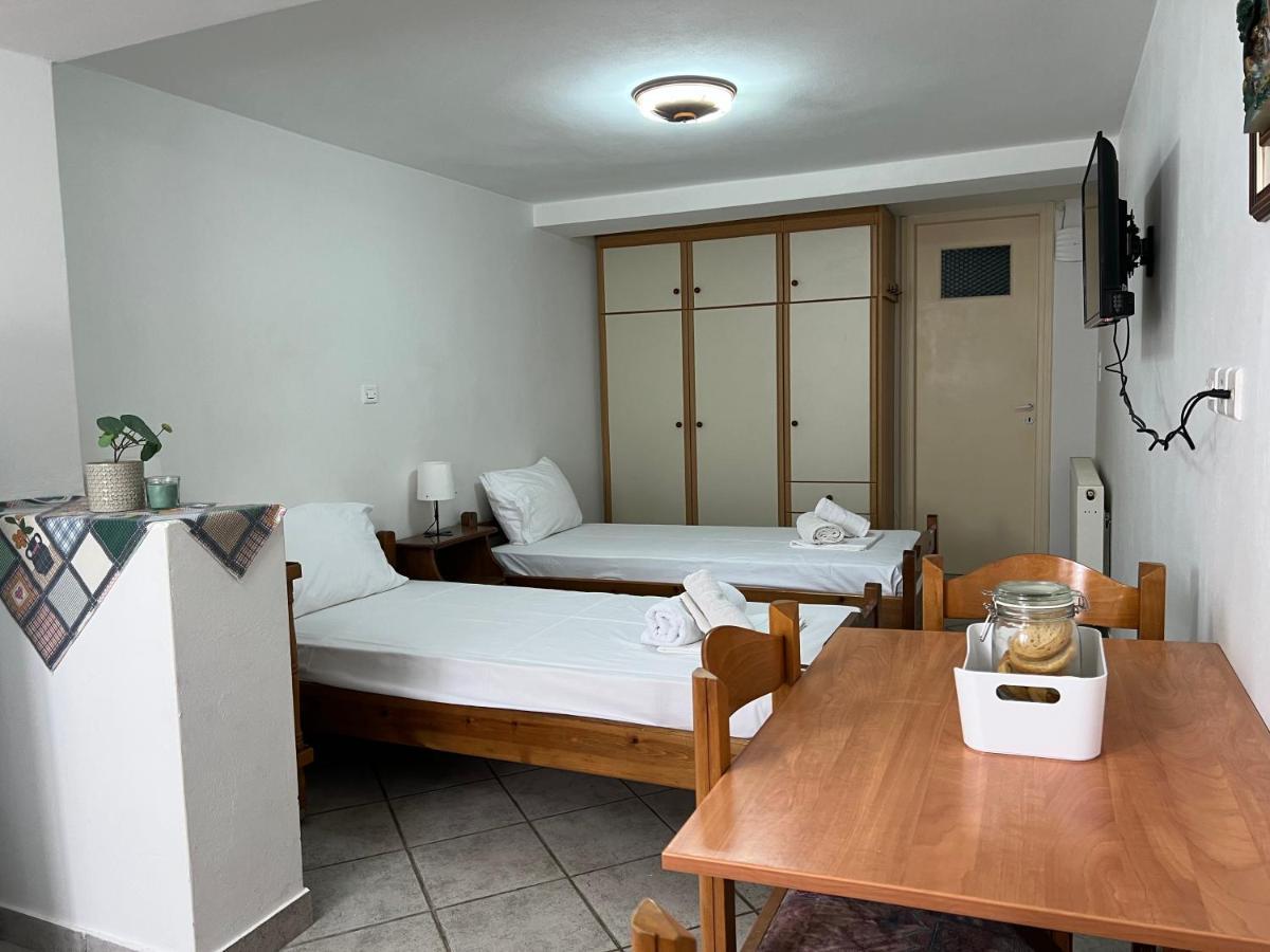 Athina Rooms Karvounades Zewnętrze zdjęcie