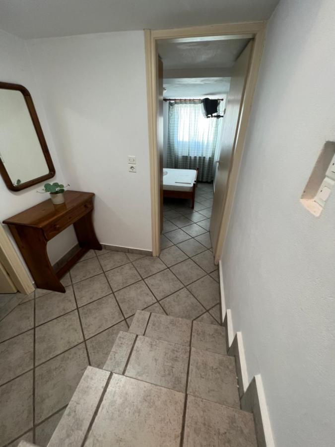 Athina Rooms Karvounades Zewnętrze zdjęcie