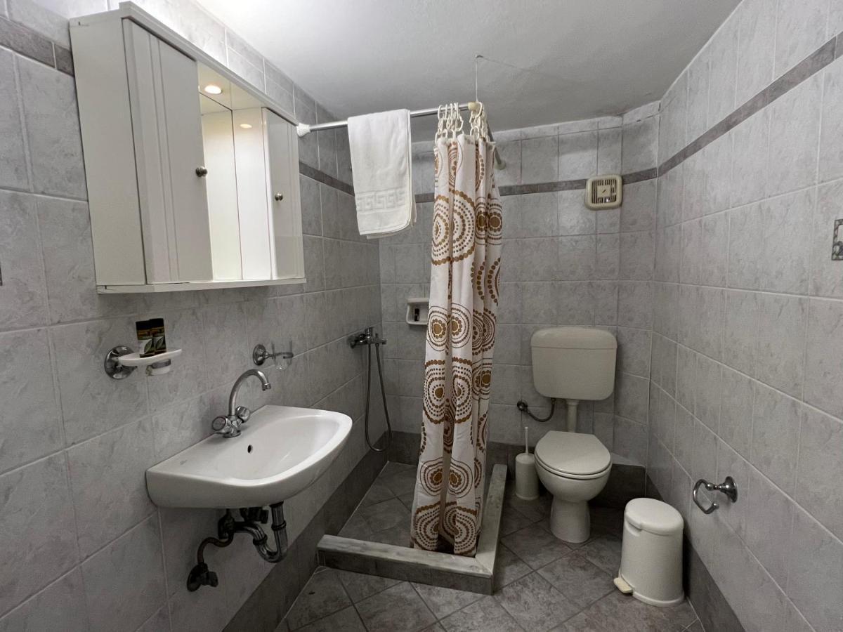Athina Rooms Karvounades Zewnętrze zdjęcie