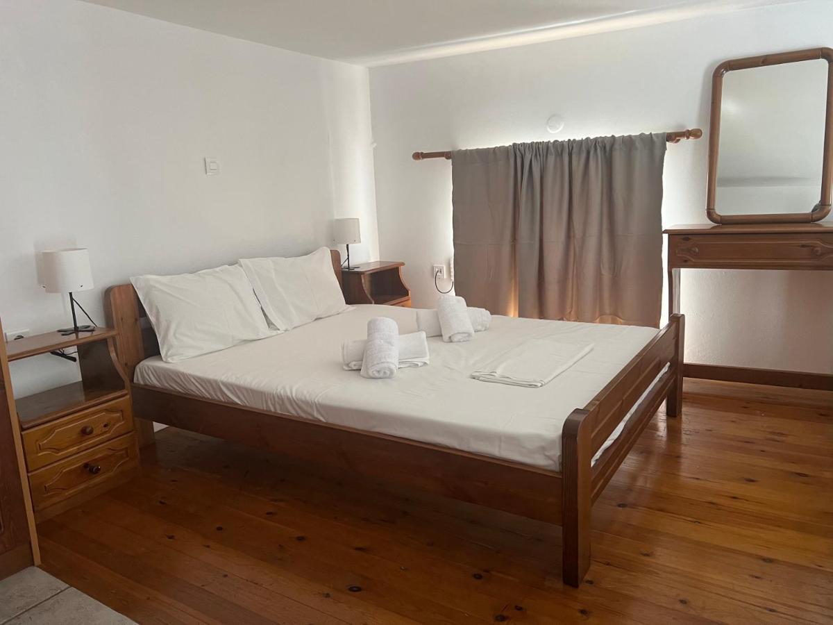 Athina Rooms Karvounades Zewnętrze zdjęcie